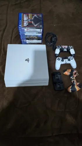 PLAYSTATION 4 PRO