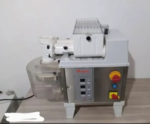 Formadora de Salgados MCI 220v - Seminova