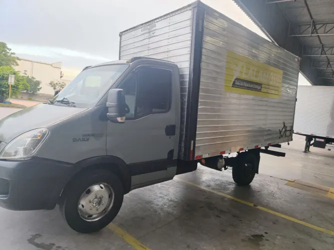 Iveco Daily Chassi 35s14 2P (e5) 2013