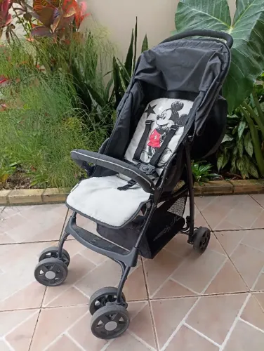 Carrinho de bebê