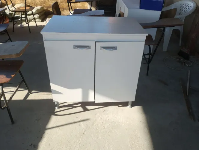Armário multiuso 2 portas