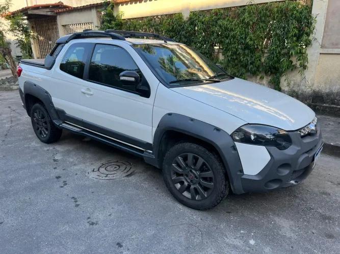 Fiat Strada Adventure1.8/ 1.8 Locker Flex CD 2019