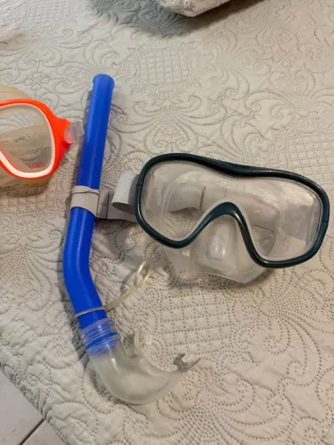 Máscara de mergulho e snorkel