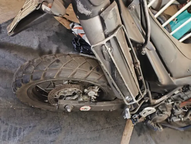 vende xt 660 r acidentada 