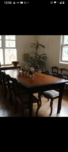 Mesa de jantar em óleo vermelho madeira raríssima, de 8 lugares
