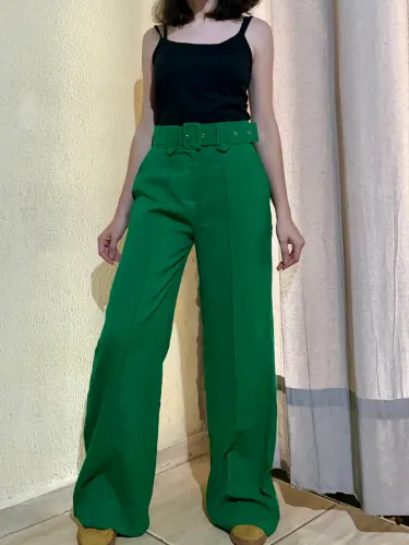 Calça Pantalona Cintura Alta - NUNCA USADA