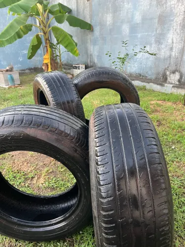 Pneus DUNLOP 215/65 R16