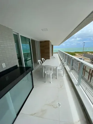Apartamento mobiliado para temporada, 04 suites, varanda gourmet em Areia Dourada-Cabedelo