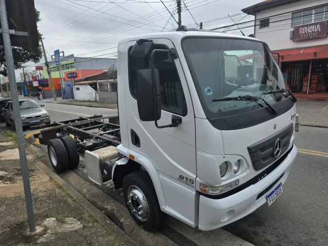 Mercedes Benz Accelo 815 - mais novo do mercado