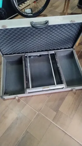 Case de maleta para cdj e mix 