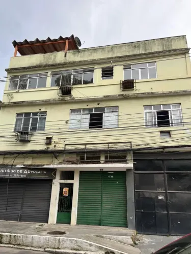 Cobertura com piscina, no bairro Jardim 25 de Agosto