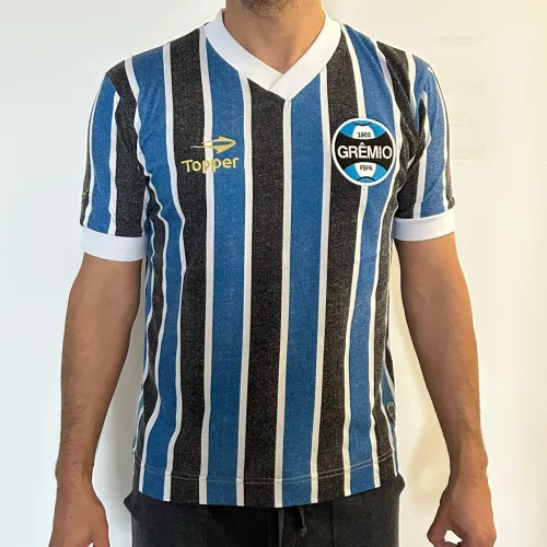 Camisa Grêmio Topper comemorativa Campeão Mundial 1983, número 7 nas costas, ótimo estado