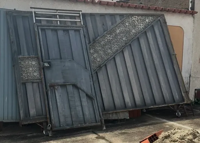 Vendo 2 Portão
