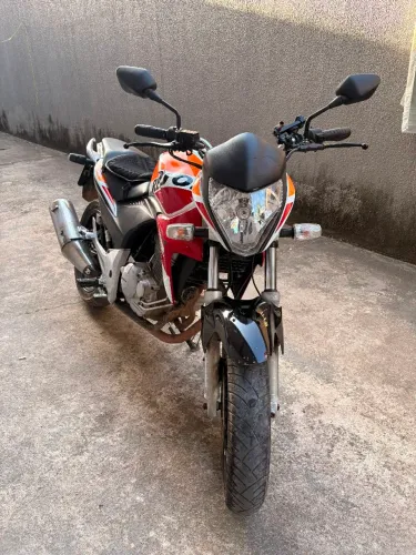 Twister CB 300r 2014/2014 Edição