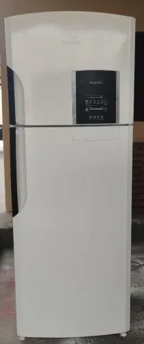 Geladeira. Continental. Frost Free. 460L. 110v
