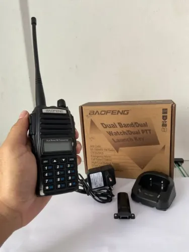 Rádio Comunicador Baofeng UV-82 Dual Band VHF UHF PTT Duplo Profissional
