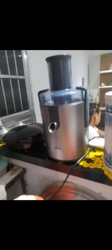 Vendo uma centrífuga de suco 