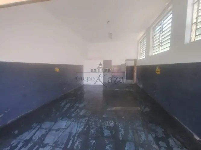 Oportunidade - Ponto Comercial - Parque Itamarati - Jacareí - 205m².