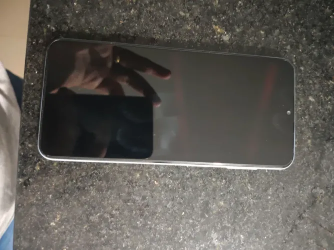 Samsung A23 muito novo (128 Gb) c/ carregador e capinha