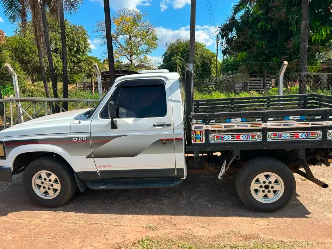 Chevrolet D-20 S / Luxe 3.9/4.0 Diesel 1994