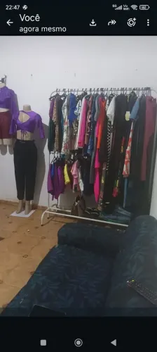 Roupas novas para vender 52 peças 400 O fardos 