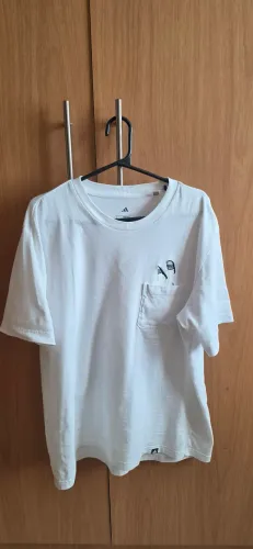 Adidas camiseta com bolso branca original tam. G.