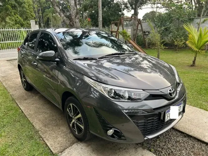 Toyota Yaris XLS Connect 1.5 Flex 16V 5P AUT 2022