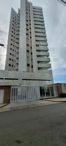Imóvel para aluguel com vista mar em Renascença - São Luís - MA