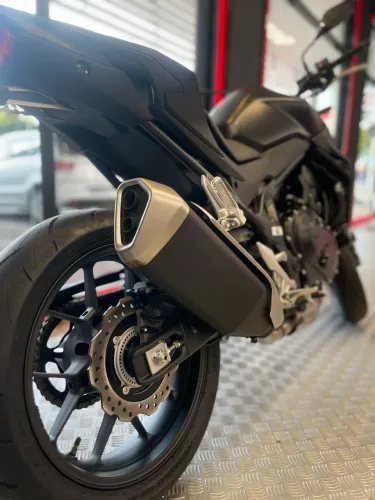 Hornet 750