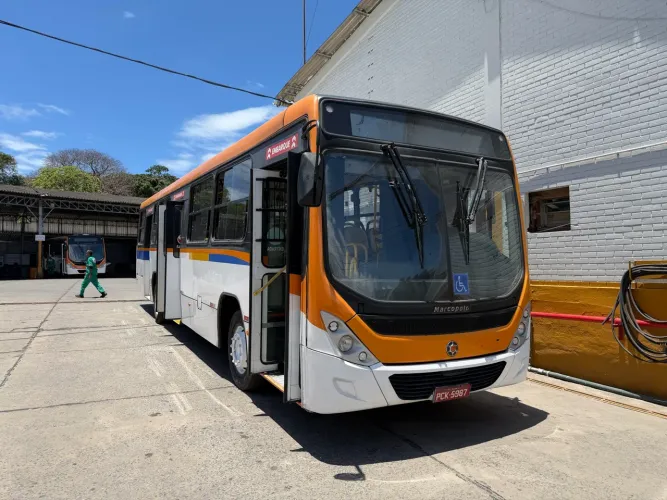 Ônibus Mercedes Benz Marcopolo 1721 2019