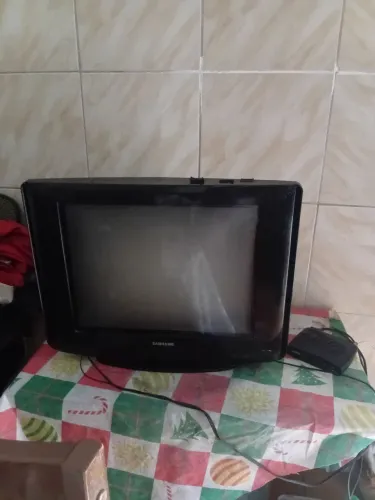 Tv  Valor  300  com Aparelho.