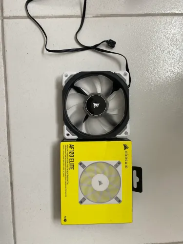 Ventoinha Corsair AF120 elite 
