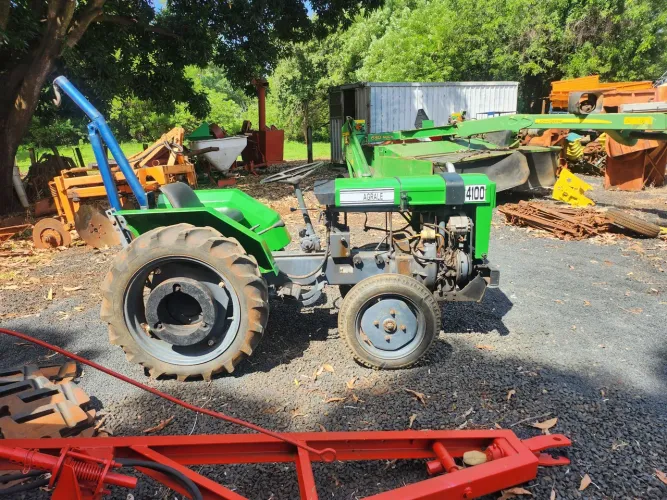 TRATOR AGRALE 4100