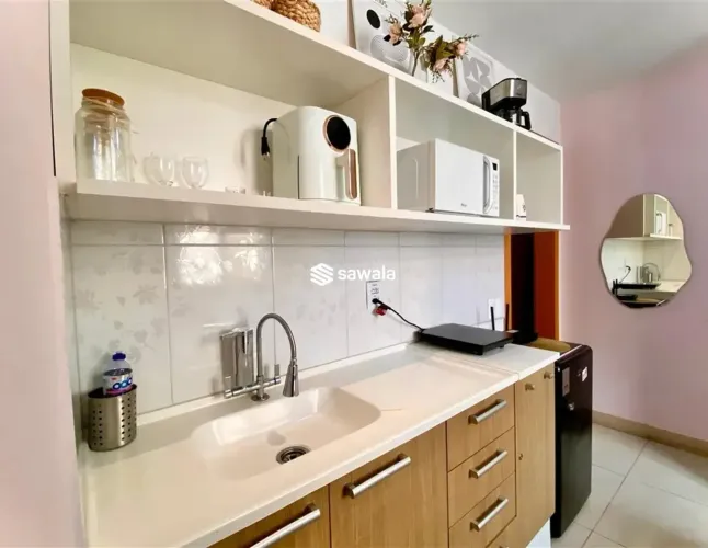 Studio Mobiliado e Porteira Fechada com 15m2 em Centro - Rio de Janeiro