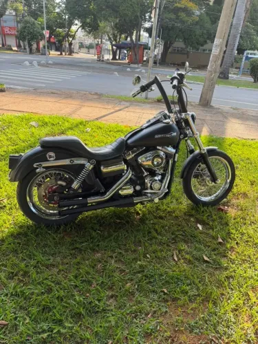 Harley-Davidson Dyna Super Glide Custom 2011