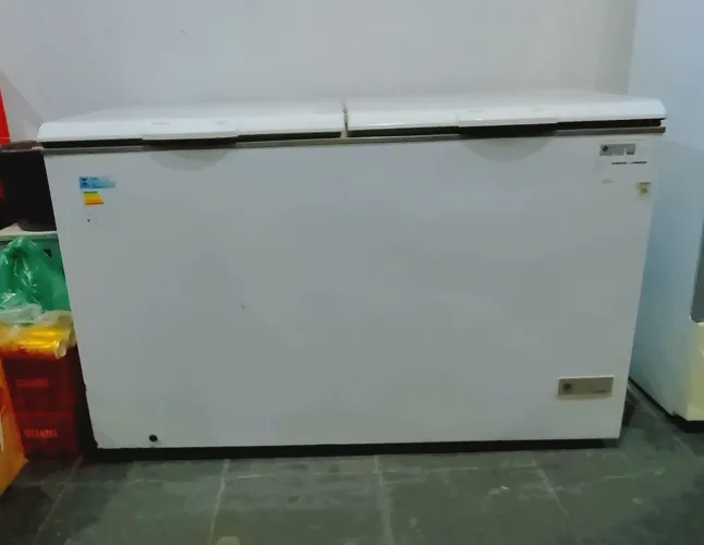 Vendo freezer Consul 519 litros