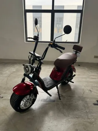 Scooter motos 
