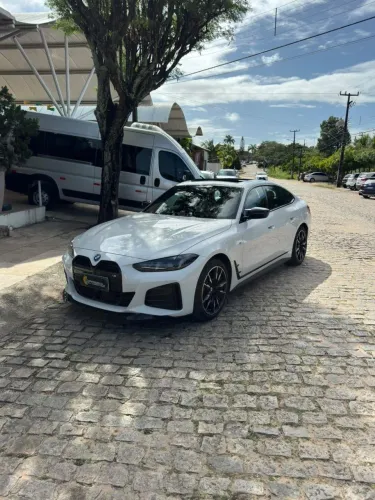 BMW i4 M50 (elétrico) 2025