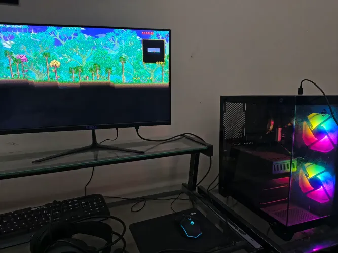 Vendo computador gabinete de entrada/venda de pecas + Monitor