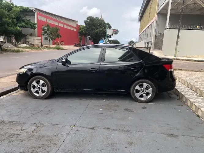 Kia Motors Cerato 1.6 16V Mec. 2010