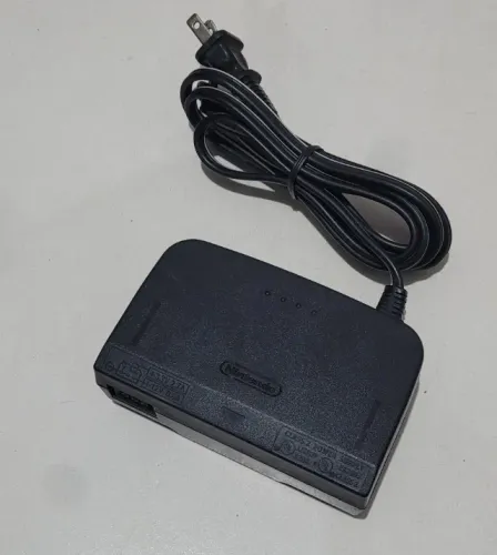 Fonte Original Nintendo 64 - 110v - Ótimo Estado Funcionando Perfeitamente!!