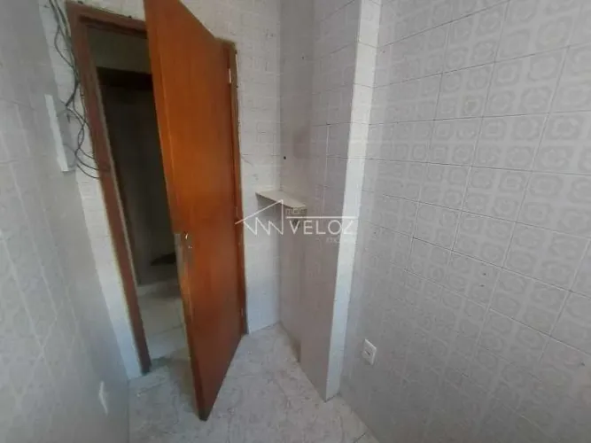 Apartamento - / Residencial / Centro