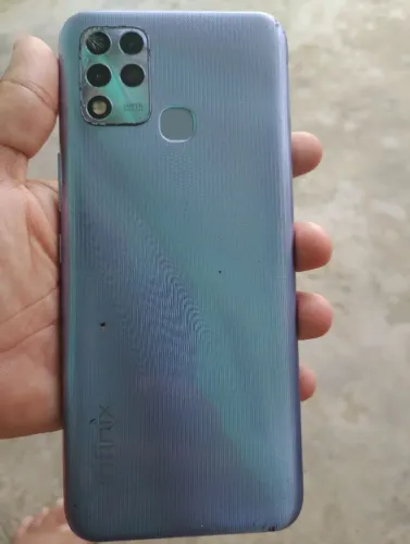 Vende-se celular infinix 