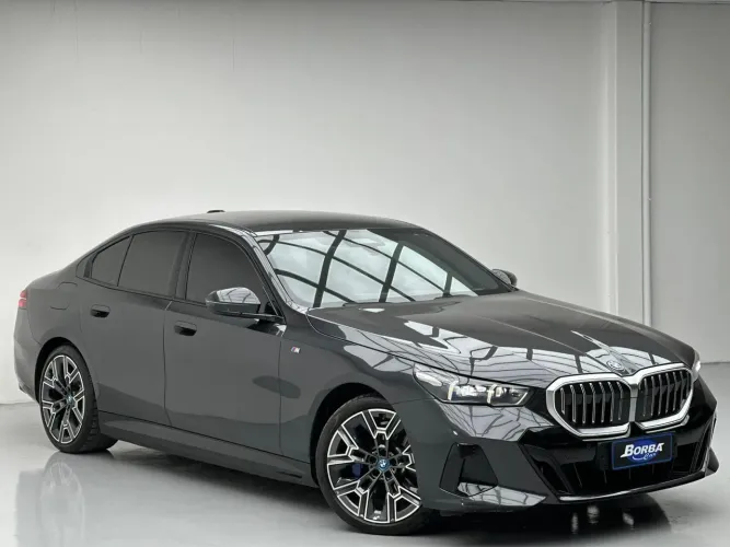 BMW 530E M Sport 2.0 Turbo Híbrido Aut. 2025