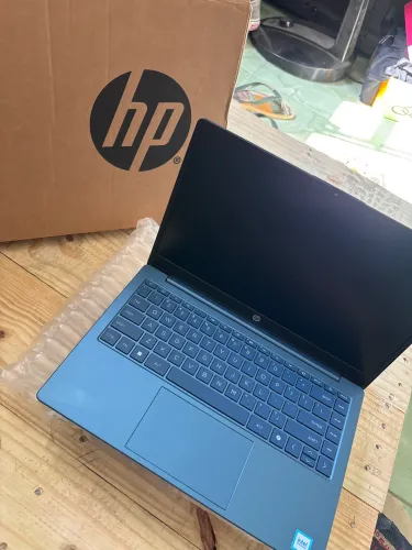 HP 14 N150 4gb 128gb azul celeste