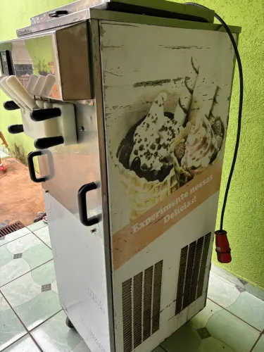 Máquina de Sorvete Italiano Suprema