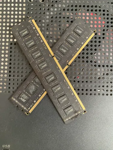 2 pentes memória ram 8gb ddr3 1600mhz 