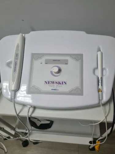 Equipamento Eletrocautério para estética facial e corporal.