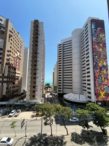 Aluguel de flat mobiliado com vista mar.