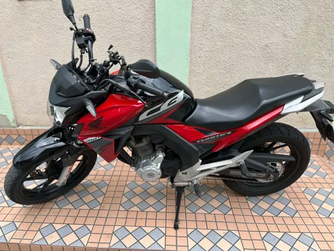 Honda CB Twister/flexone 250cc 2019